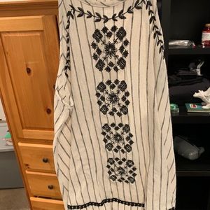 COCO and Jamison white and black tank top